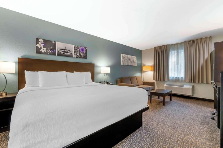 Room 21 of 39
