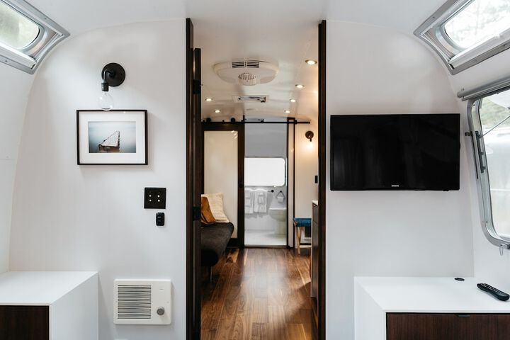 Room 65 of 97
