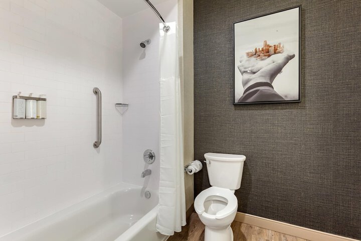 Cambria Hotel Richardson - Dallas