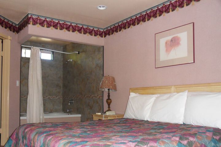 Room 32 of 55