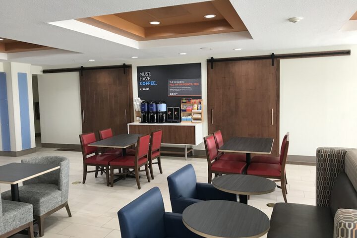 Holiday Inn Express Hotel & Suites Orlando South-Davenport by IHG