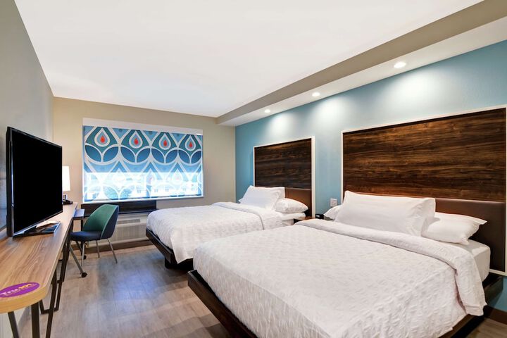 Room 16 of 35