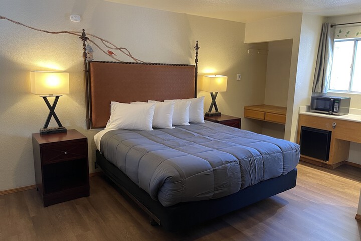 Room 60 of 84