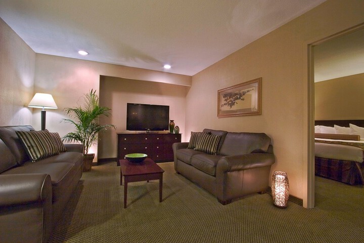 Room 15 of 46