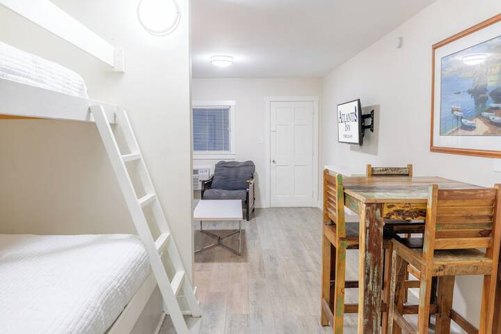 Room 16 of 54