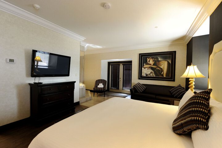 Room 13 of 46