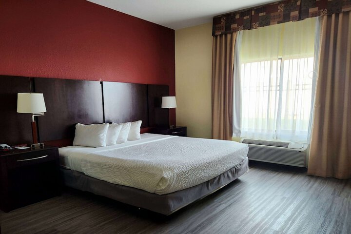 Room 20 of 32