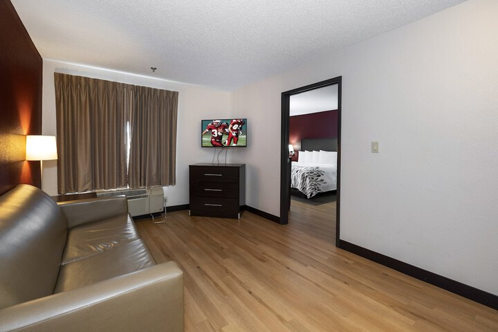 Room 31 of 43