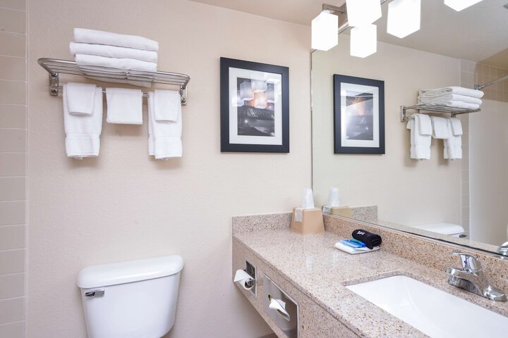 Best Western Kelly Inn