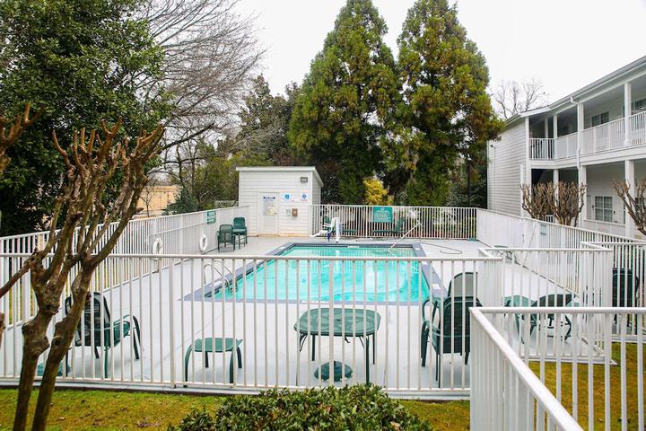 Pool 18 of 69