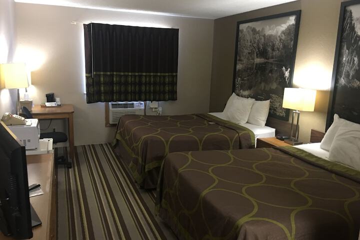 Room 29 of 38