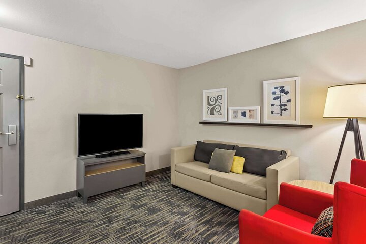 Country Inn & Suites by Radisson Portage, IN