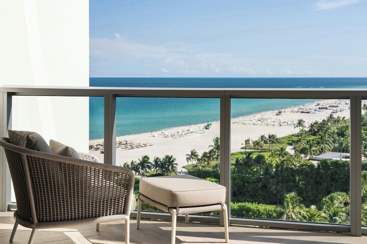 W South Beach