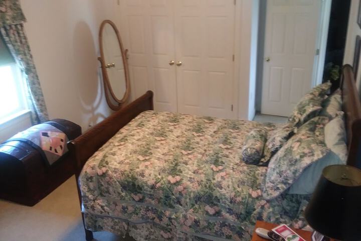 Room 16 of 29