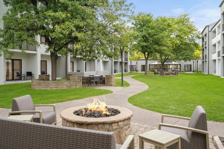 Courtyard by Marriott Detroit Metropolitan Airport Romulus