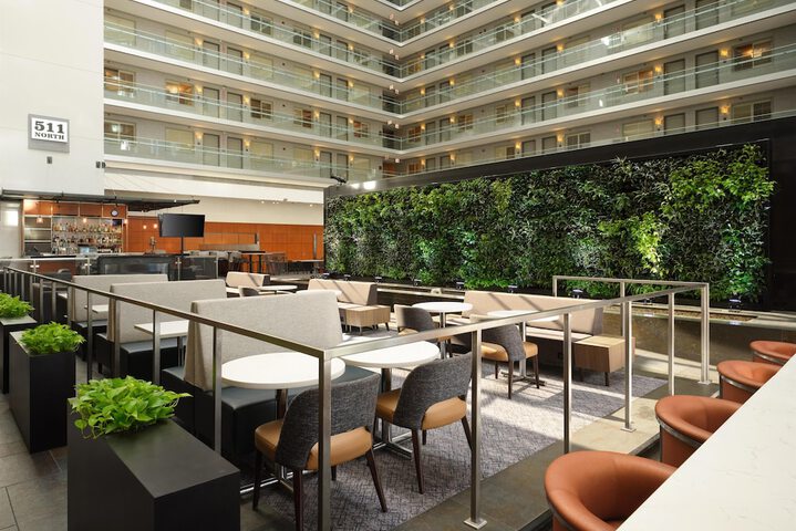 Embassy Suites by Hilton Chicago Downtown Magnificent Mile