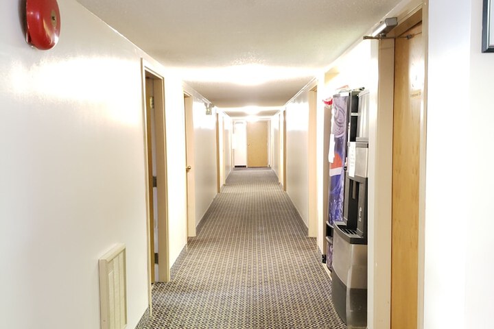 Ballroom/Hall 55 of 55