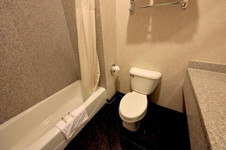 Room 20 of 55