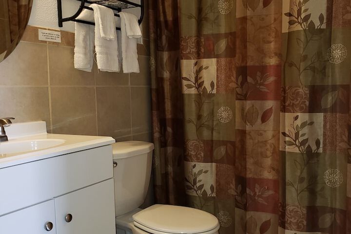 Room 28 of 52