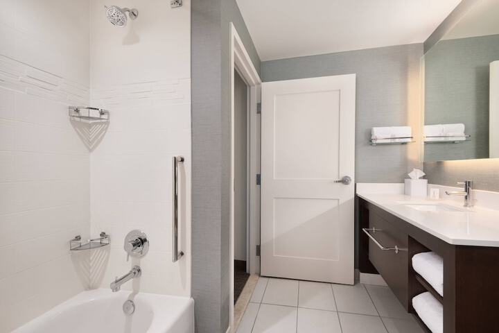Room 14 of 23