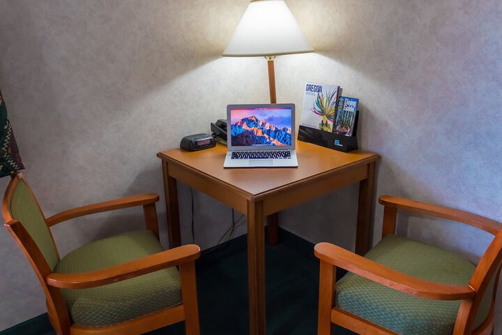 Guest House Inn Junction City