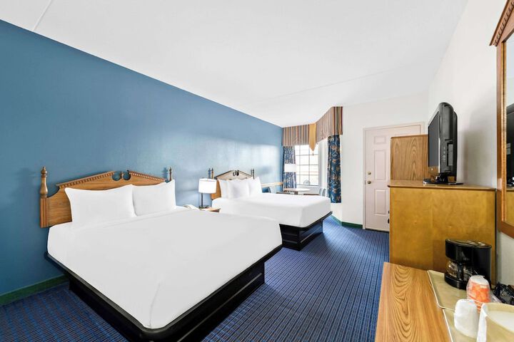 Room 46 of 73