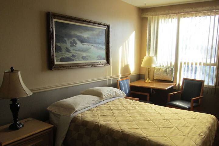 Room 22 of 22