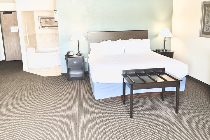 Room 34 of 43