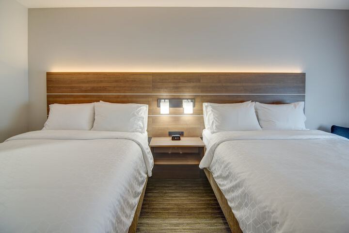 Room 40 of 86
