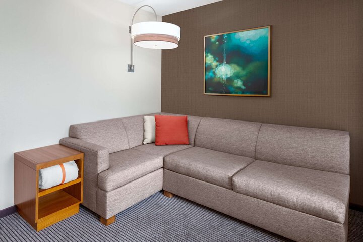 Room 18 of 47