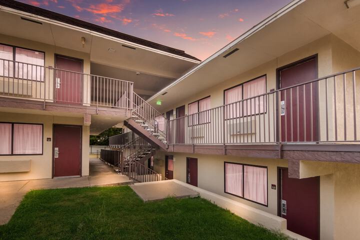 Hotel 3 of 31