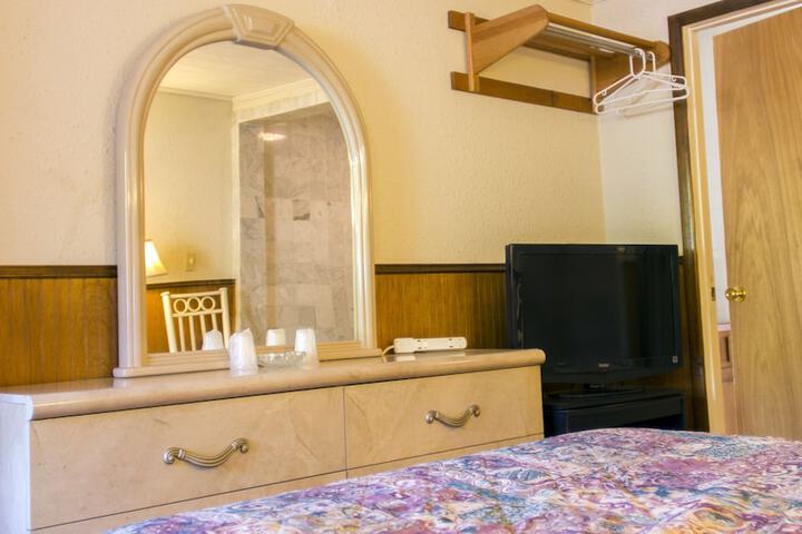 Room 15 of 35