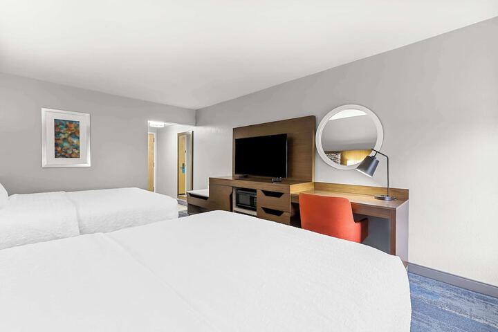 Room 18 of 36