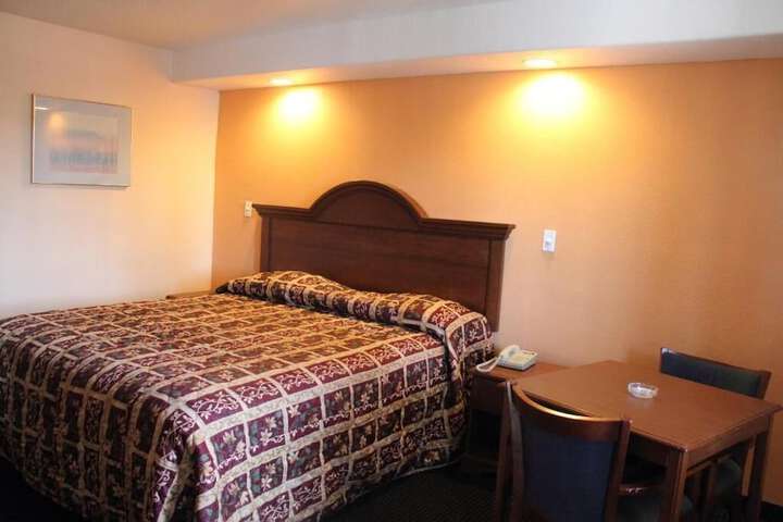 Room 2 of 21