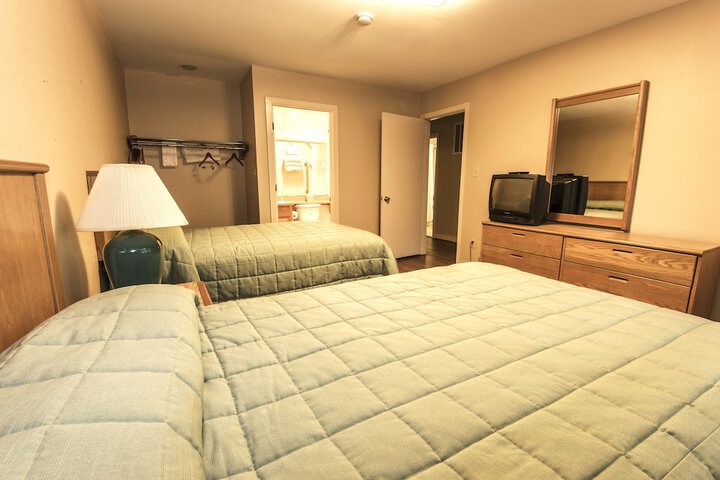 Room 17 of 73