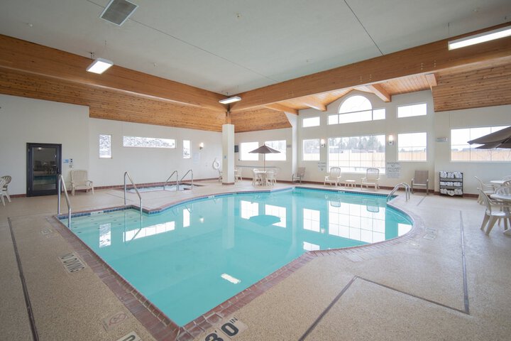Pool 7 of 65