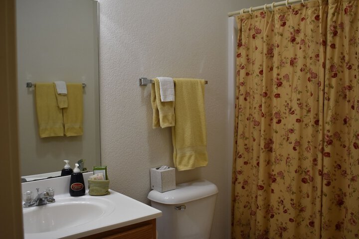 Room 93 of 238