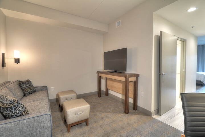 Room 54 of 107