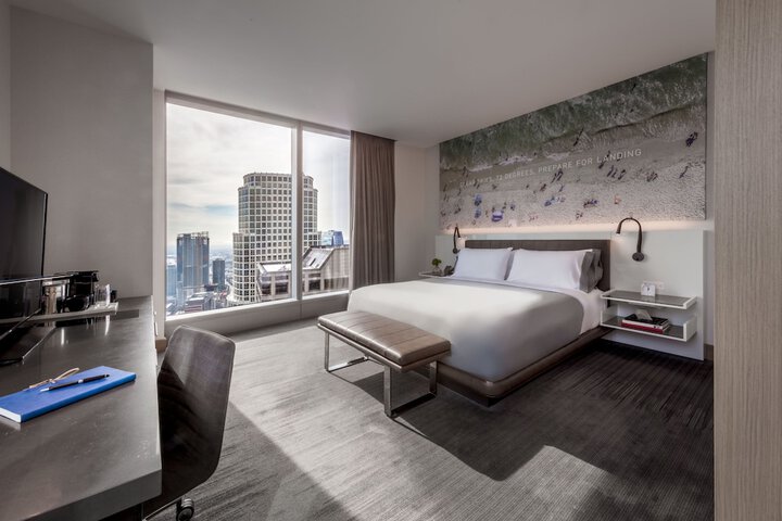 Room 44 of 137