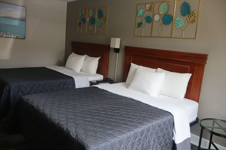 Town Centre Inn - Parry Sound