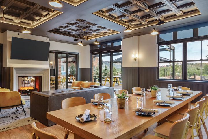 The Eddy Taproom & Hotel