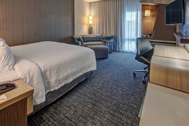 Room 20 of 29