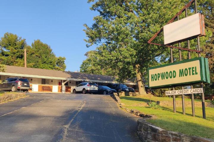 Hopwood Motel