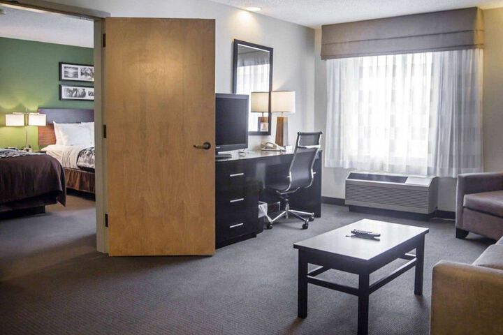 Room 28 of 31