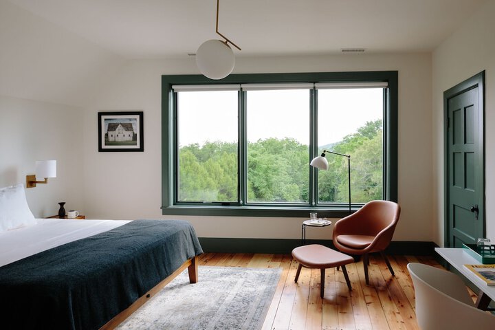 Room 67 of 79
