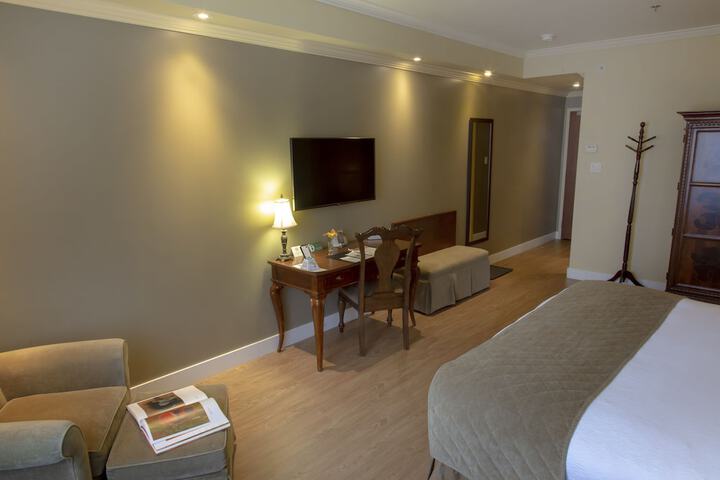 Hotel Brossard an Ascend Collection Hotel