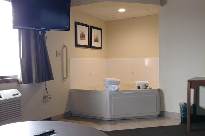 Room 15 of 67