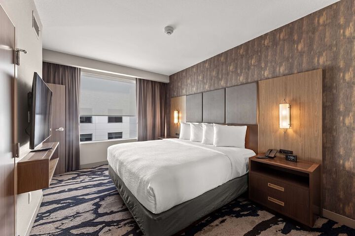 Room 28 of 45