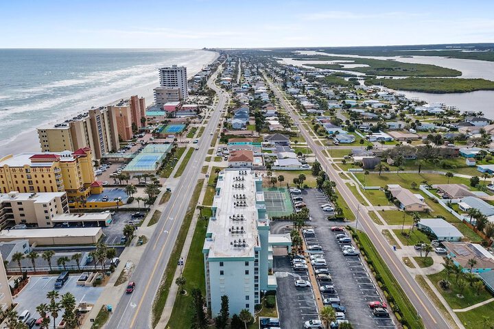 Ocean Terrace Club 706