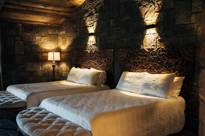 Room 7 of 25